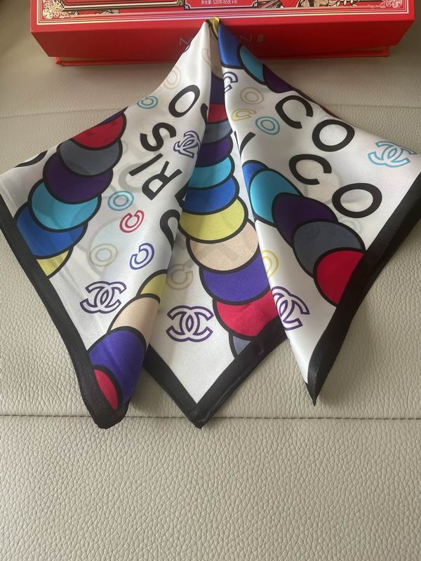 Chanel silk scarf 50X50cm E03 (9)